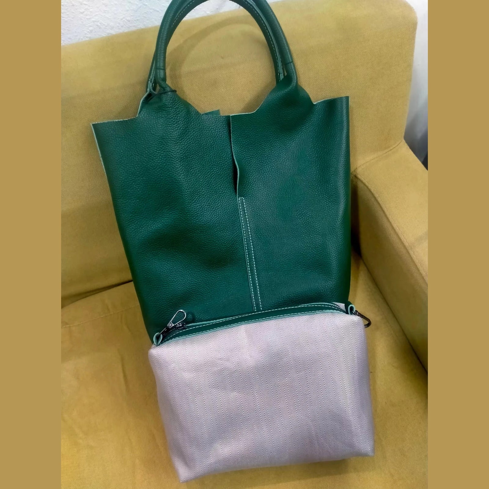 Bolso saco de piel de vacuno de flor entera · bolsa interior extraíble