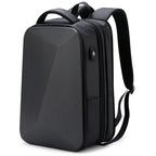 Mochila antirrobo de carcasa rígida para portátil de 15,6" · candado TSA y USB